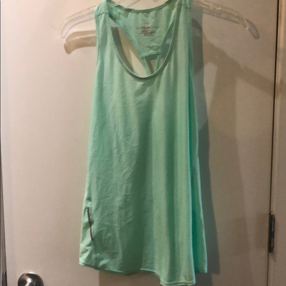 Road runner sports running tank